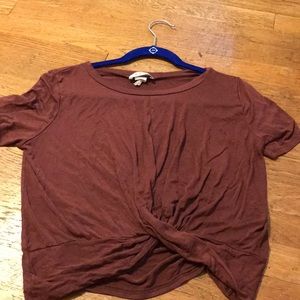 Burgundy twist top